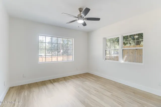 $2,450 | 175 St Charles Avenue, Biloxi, MS 39530