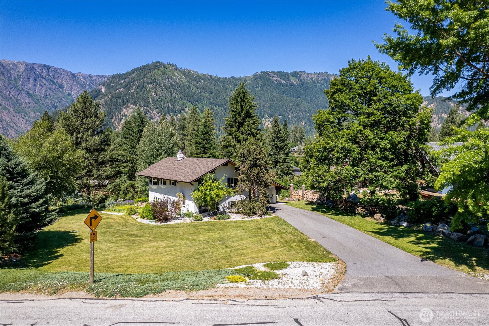 9724 Dye Road Leavenworth, WA 98826 - Photo 25 of 39