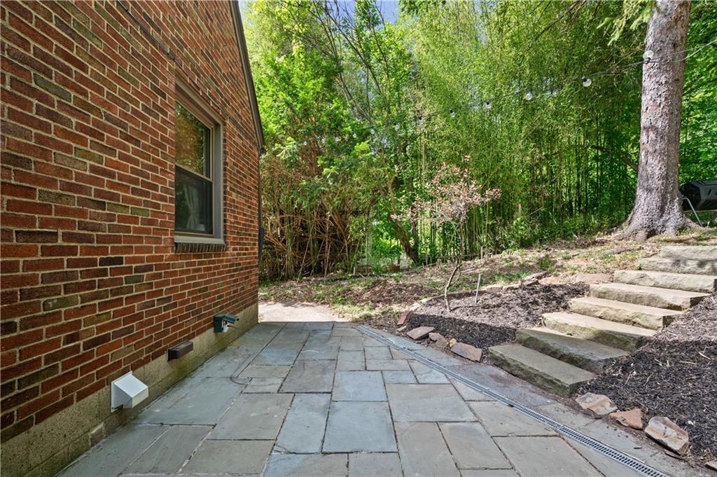 115 Elmore Road Pittsburgh, PA 15221 - Photo 19 of 35