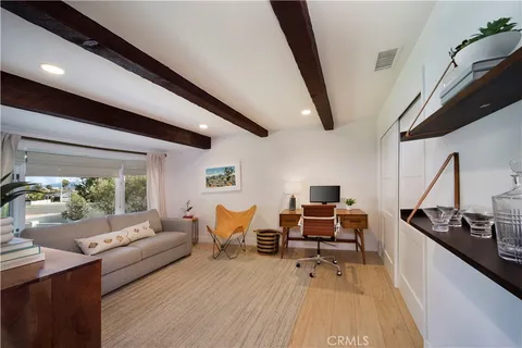 $2,295,000 | 389 Mira Loma Place, Costa Mesa, CA 92627