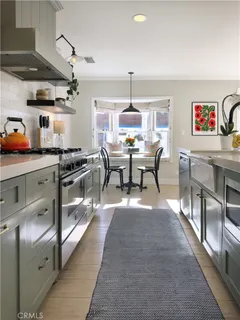 $2,295,000 | 389 Mira Loma Place, Costa Mesa, CA 92627