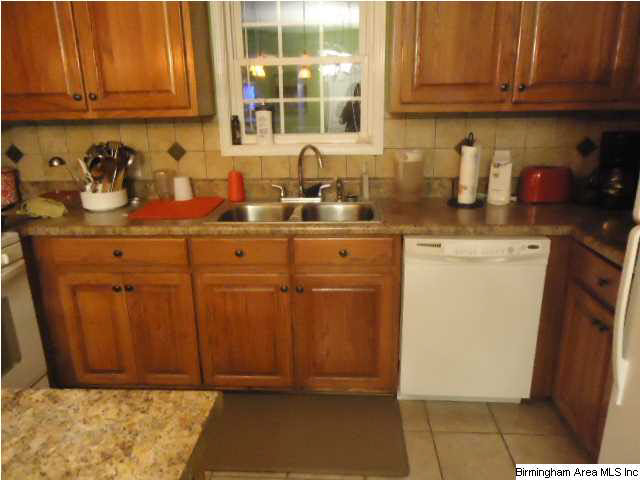 1694 Eoline Road Centreville, AL 35042 - Photo 5 of 7