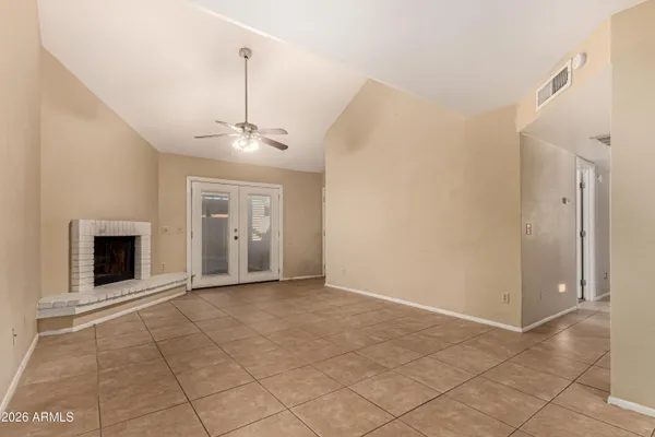 $310,000 | 2127 East 10th Street, Unit 4, Tempe, AZ 85281