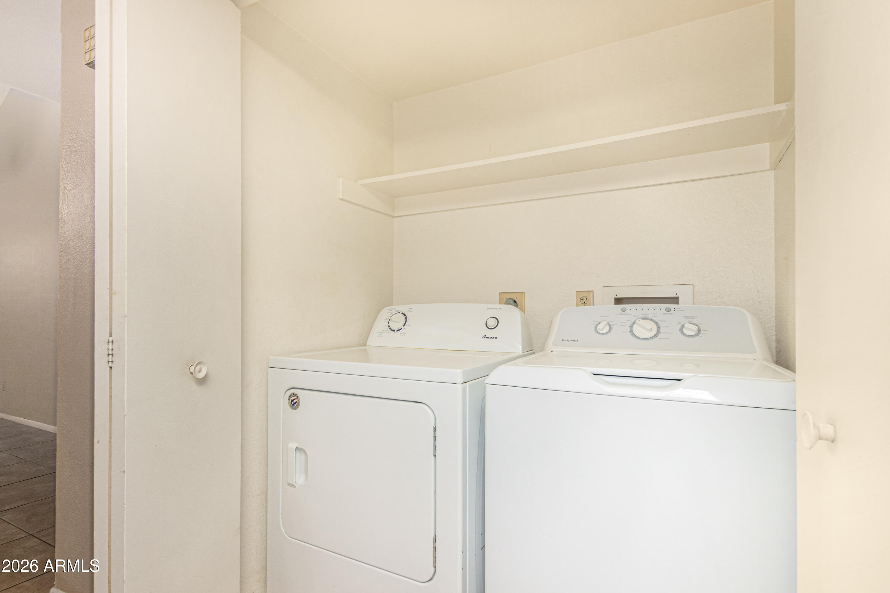 2127 East 10th Street, Unit 4 Tempe, AZ 85281 - Photo 5 of 21 Laundry Room