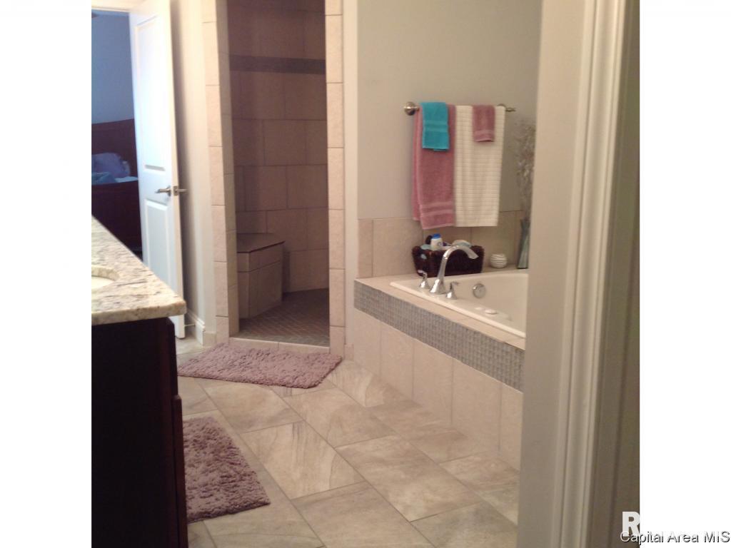 2013 Providence Lane Springfield, IL 62711 - Photo 11 of 28
