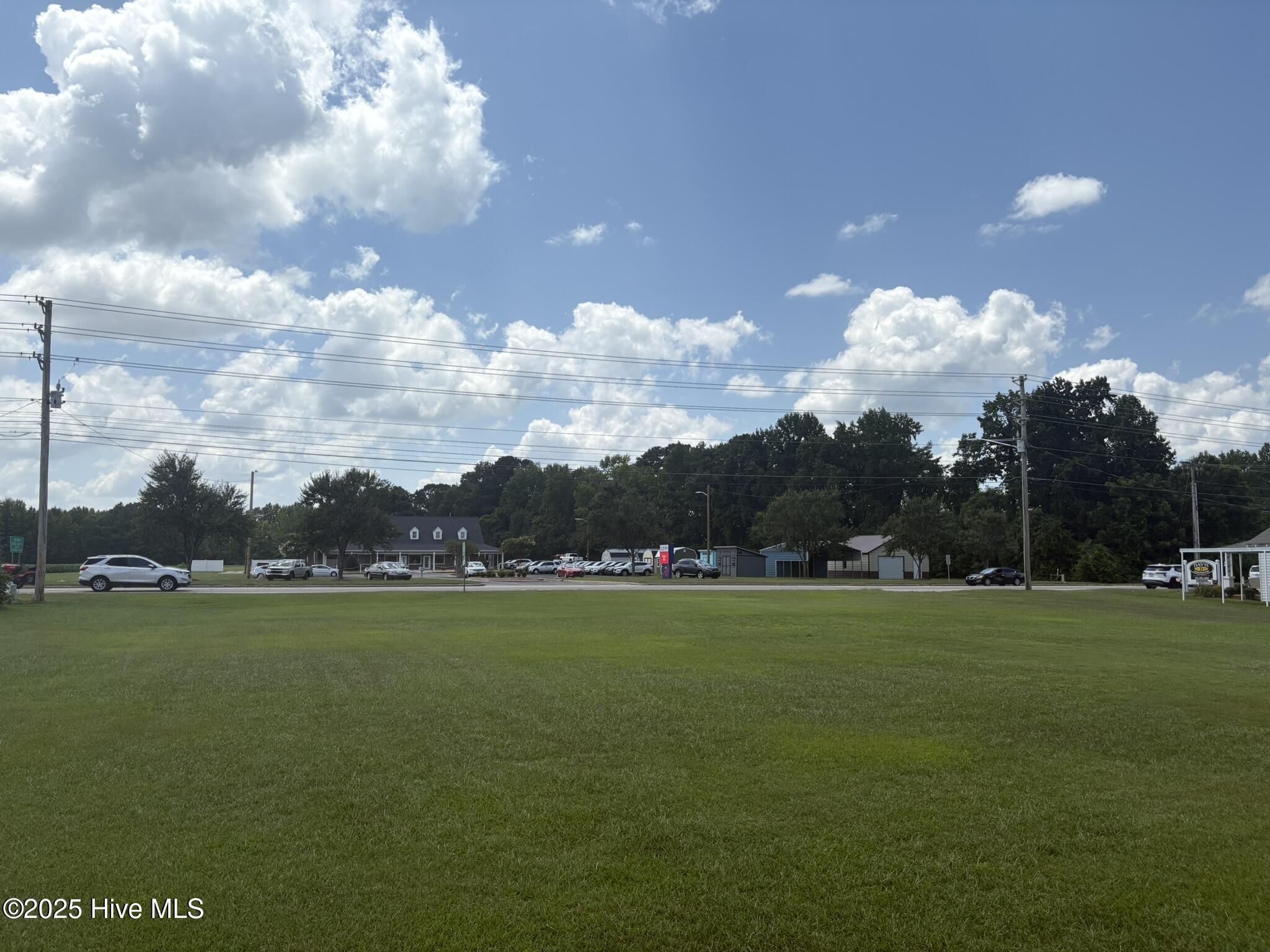 4702 Nash Street North Wilson, NC 27896 - Photo 4 of 9 IMG_0043