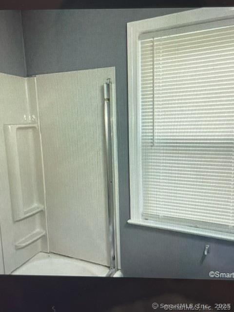 555 Frost Road Waterbury, CT 06705 - Photo 9 of 13