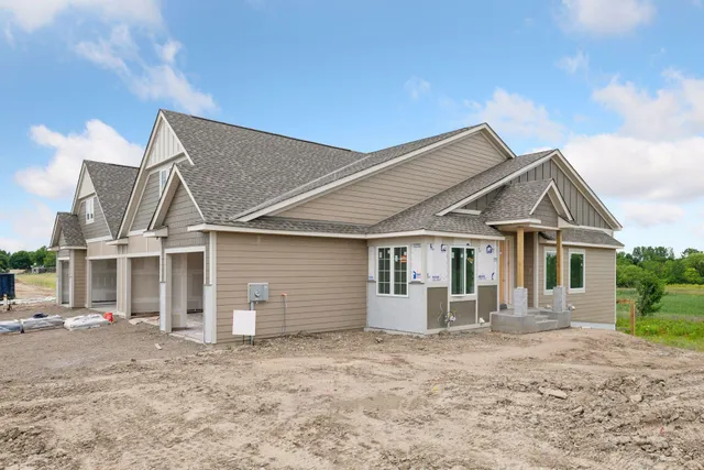 $950,220 | 4570 Tovero Trail, Medina, MN 55340