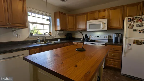 $255,000 | 138 Parkside Drive, Winchester, VA 22602