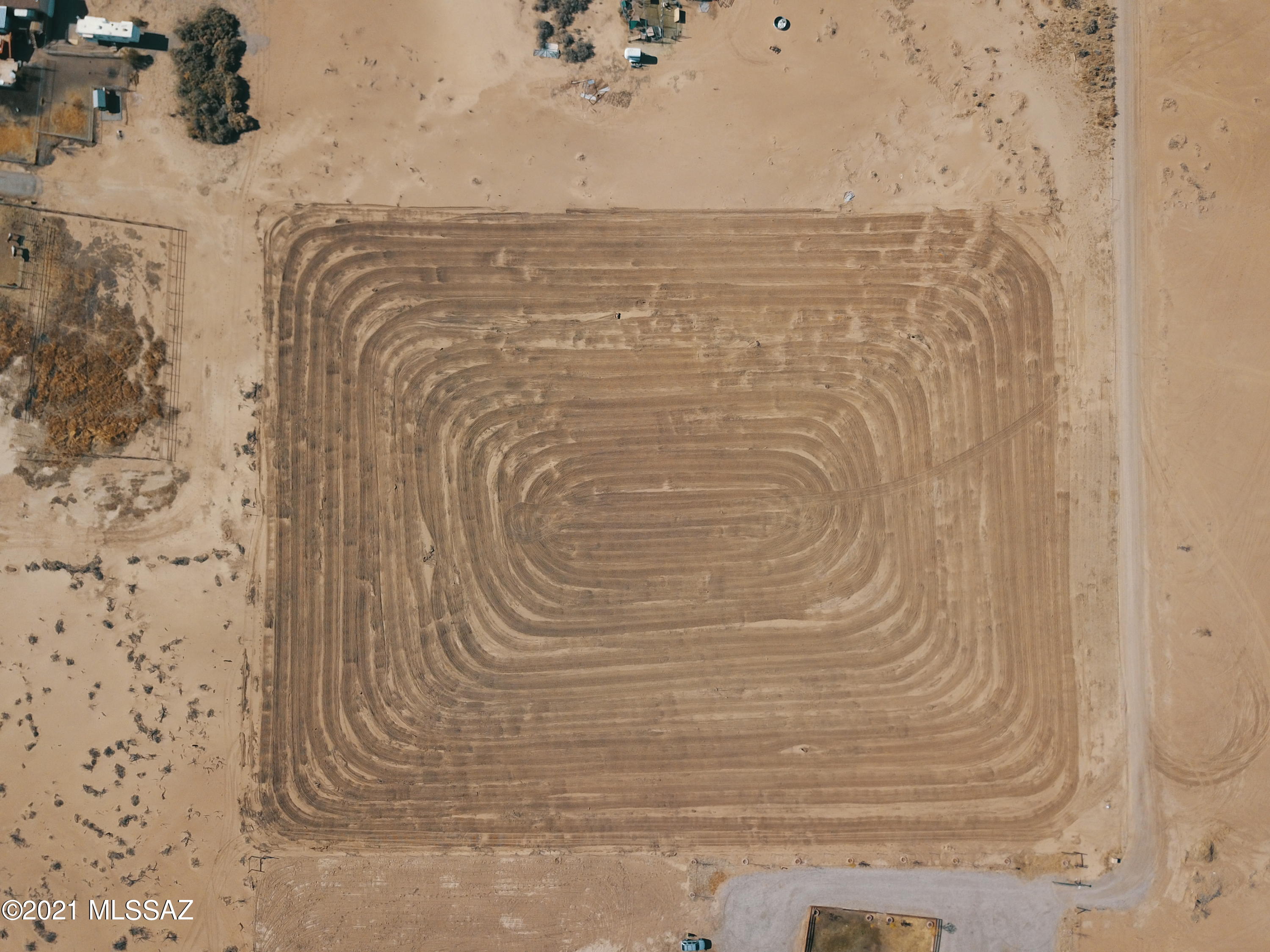 9004 Ghost Ranch Road Marana, AZ 85653 - Photo 9 of 12 Gallery Image 9