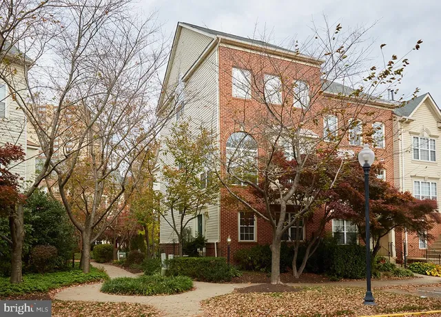 $3,200 | 15716 Winners Drive, Gaithersburg, MD 20878