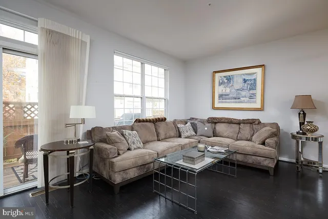 $3,200 | 15716 Winners Drive, Gaithersburg, MD 20878