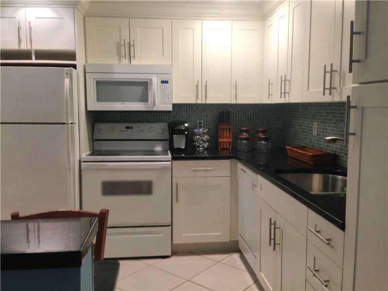 6600 Cypress Road, Unit 504 Plantation, FL 33317 - Photo 1 of 11 Kitchen