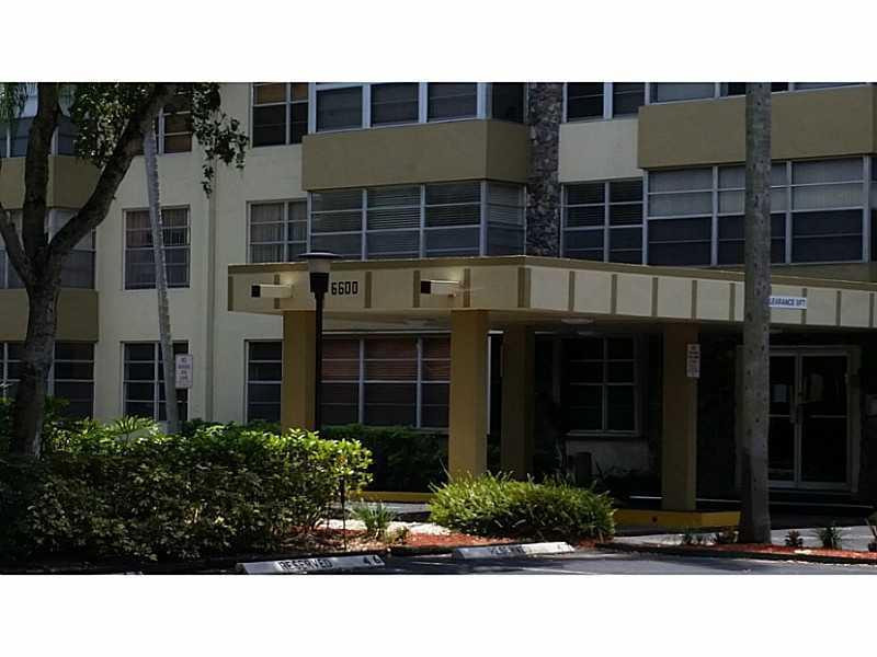 6600 Cypress Road, Unit 504 Plantation, FL 33317 - Photo 3 of 11 Exterior Front