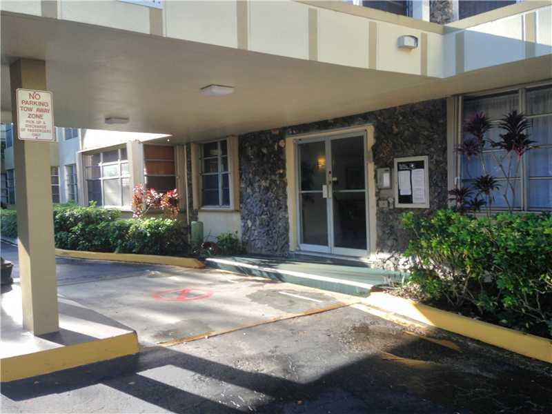 6600 Cypress Road, Unit 504 Plantation, FL 33317 - Photo 7 of 11 Exterior Front