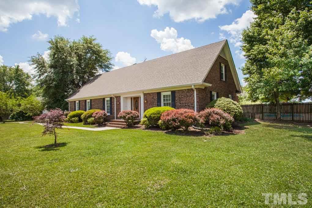 314 Wilson Lucas Road Dunn, NC 28334 - Photo 2 of 30 Gallery Image 2