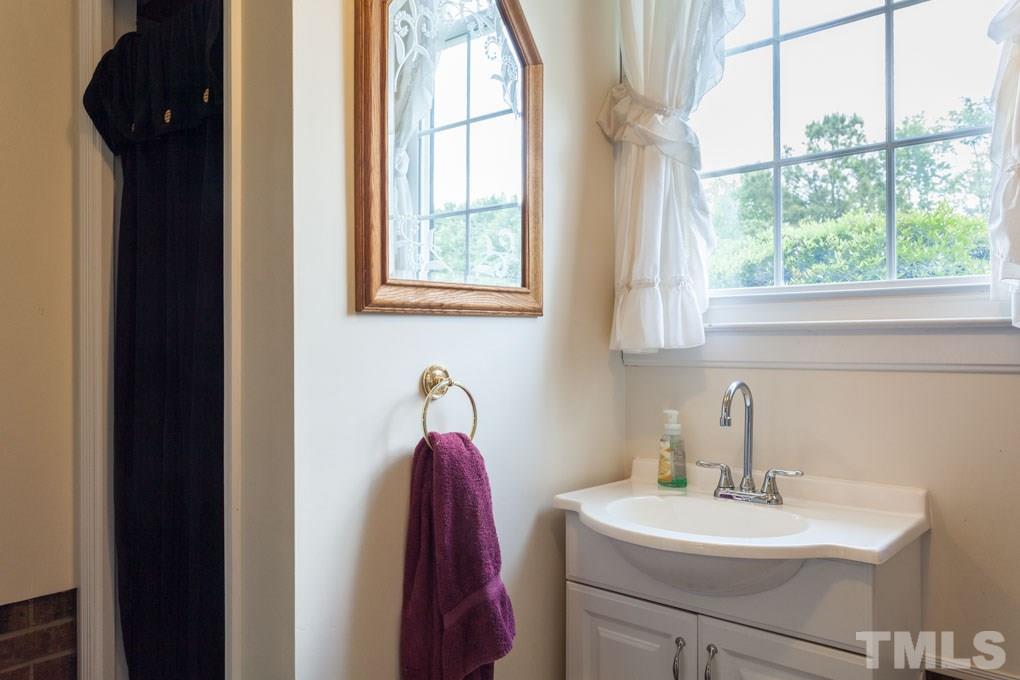 314 Wilson Lucas Road Dunn, NC 28334 - Photo 16 of 30 Gallery Image 16