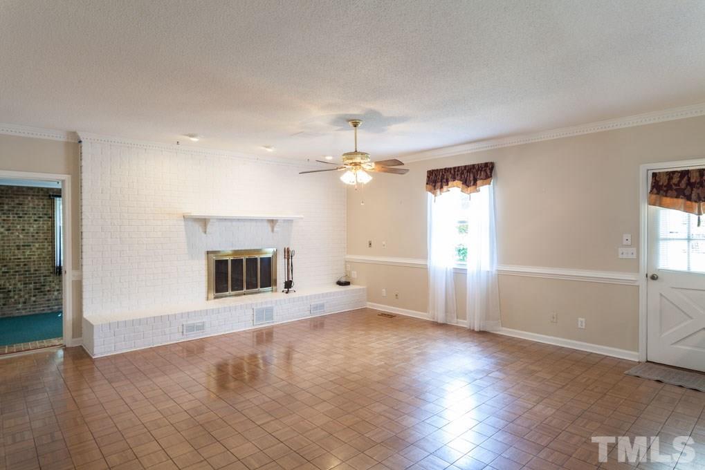 314 Wilson Lucas Road Dunn, NC 28334 - Photo 6 of 30 Gallery Image 6