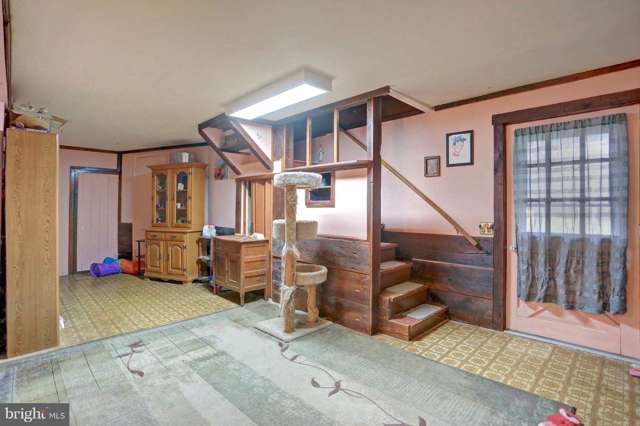 310 North Biesecker Road Thomasville, PA 17364 - Photo 11 of 29 Gallery Image 11