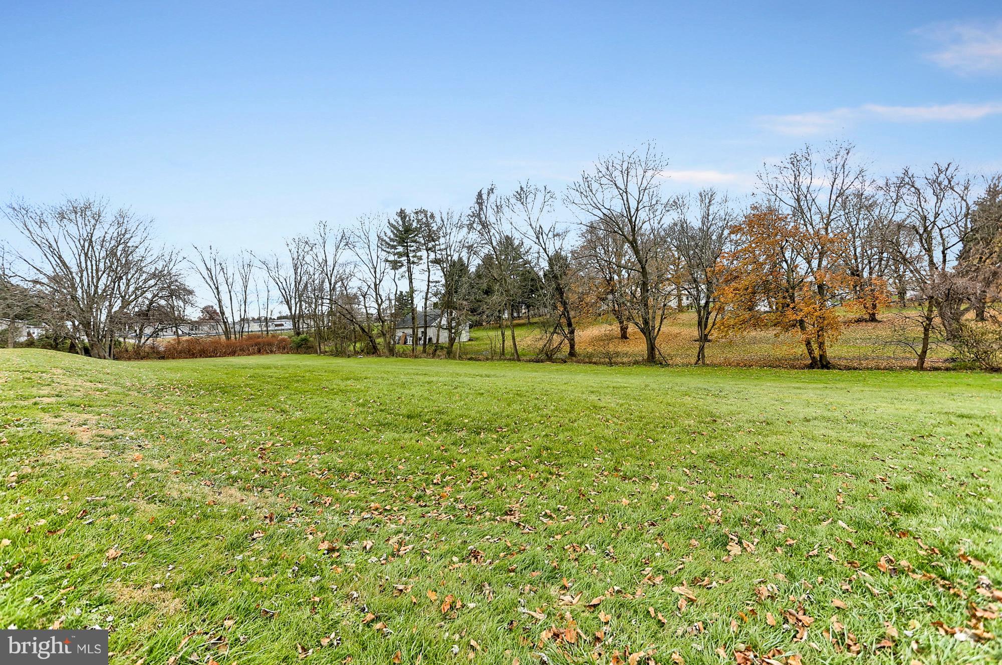 310 North Biesecker Road Thomasville, PA 17364 - Photo 24 of 29 Gallery Image 24