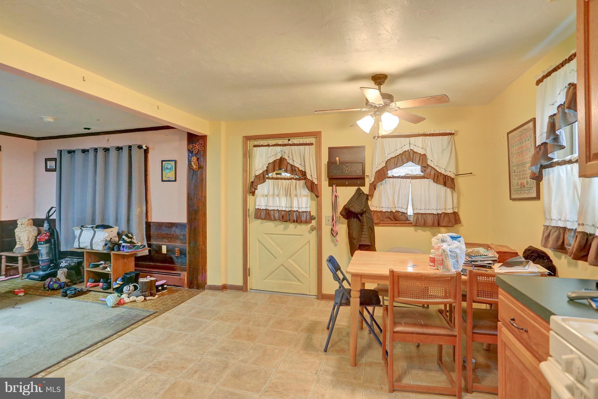 310 North Biesecker Road Thomasville, PA 17364 - Photo 10 of 29 Gallery Image 10
