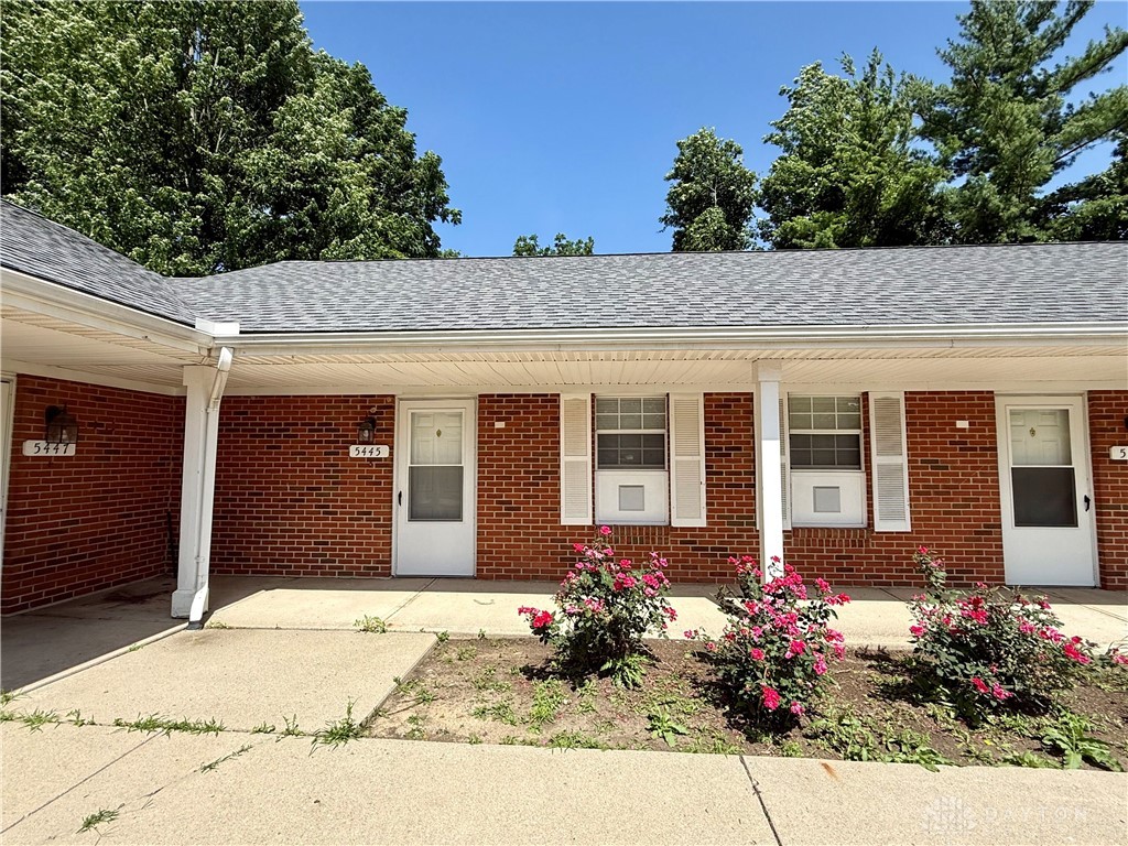 5435 East Westbrook Road Clayton, OH 45315 - Photo 8 of 90