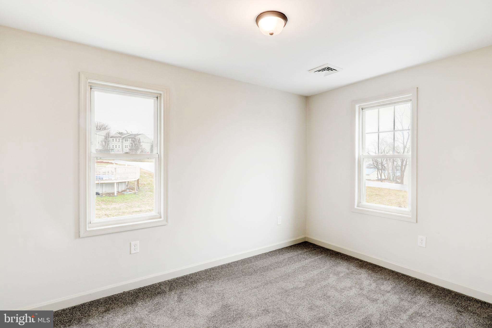 5 Edgewood Avenue Temple, PA 19560 - Photo 20 of 30 an empty room with windows
