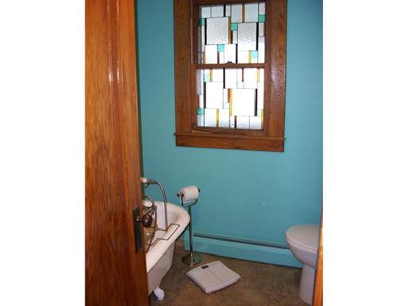 39 Woods Mill Road East Baldwin, ME 04024 - Photo 12 of 15 Bathroom.