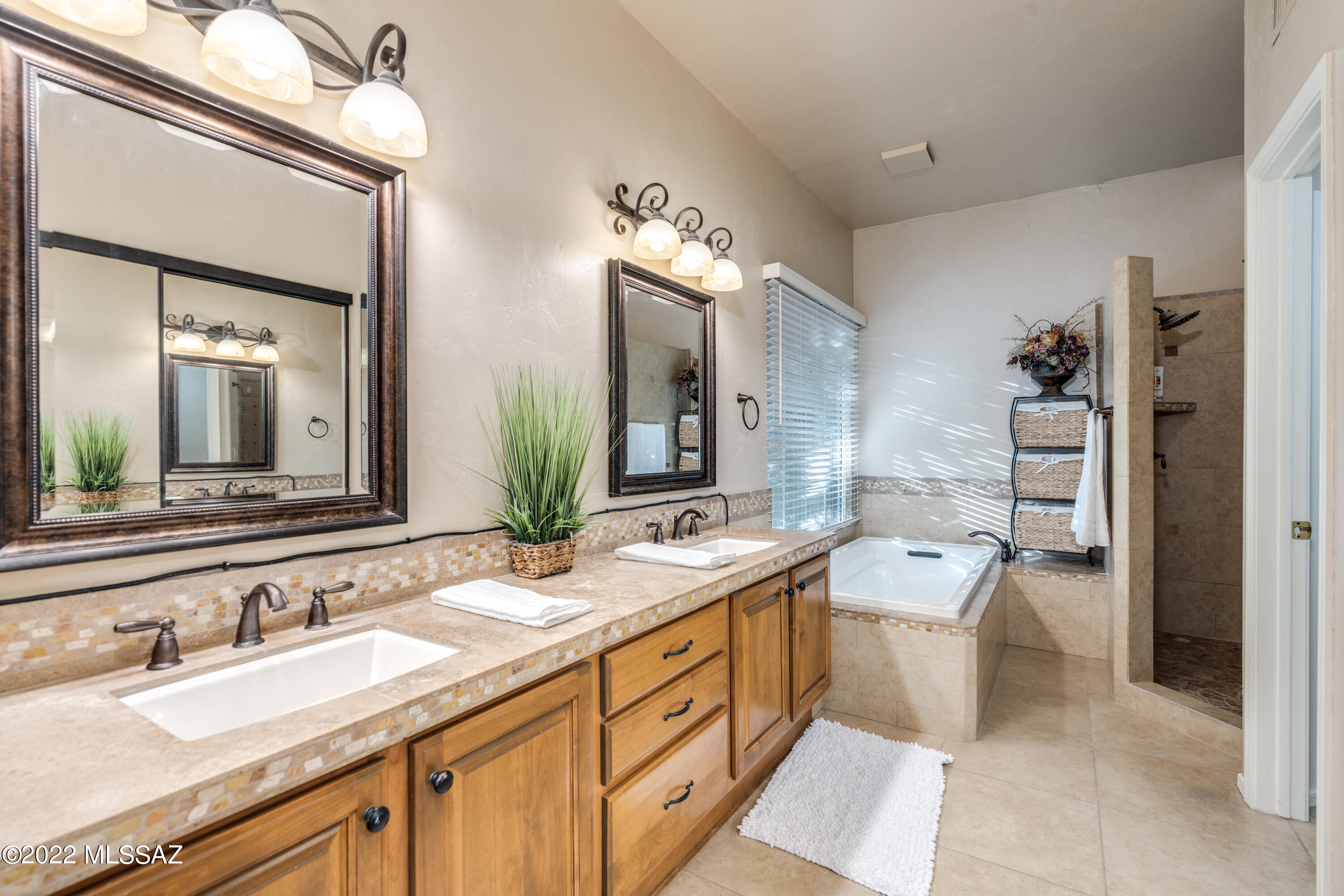 95 Blackstone Road Tucson, AZ 85755 - Photo 19 of 48
