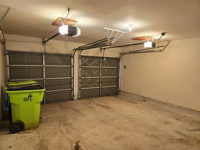 $2,300 | 4515 Oak Valley Drive, Missouri City, TX 77459