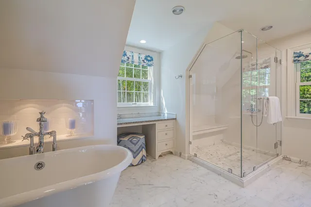 $2,975,000 | 541 East Blue Hill Road, Blue Hill, ME 04614