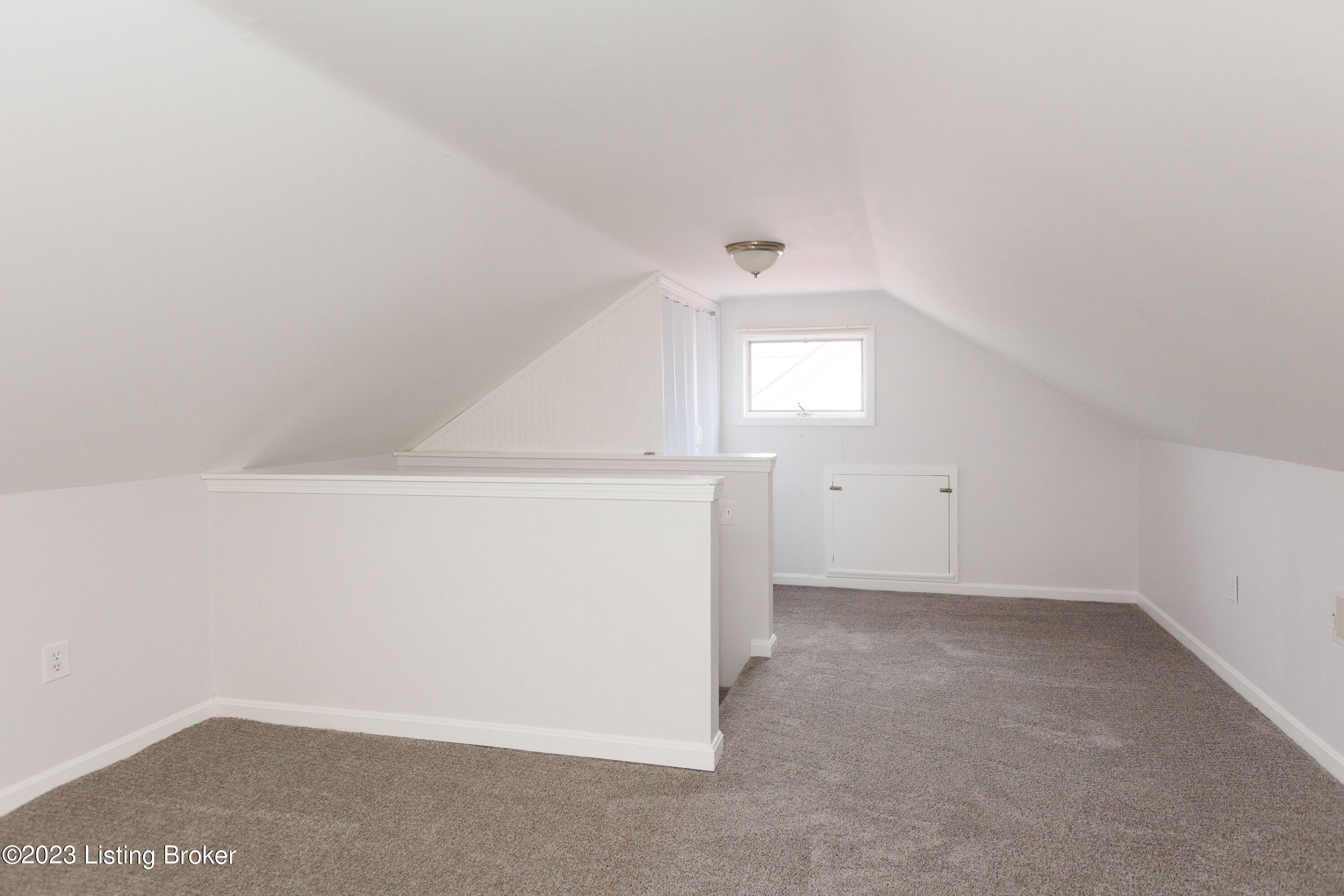 9631 Fairmount Road Louisville, KY 40291 - Photo 44 of 60 059
