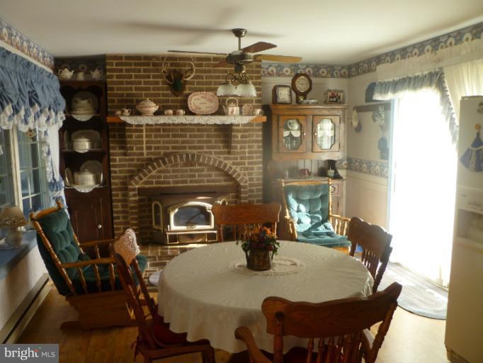11773 Rocky Meadow Road Clear Spring, MD 21722 - Photo 4 of 6 Interior (General)
