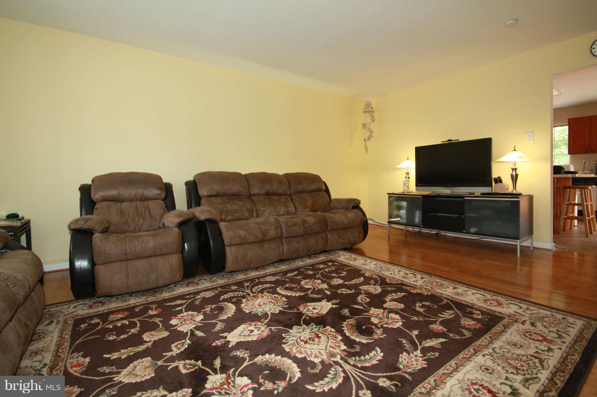 135 Gentlebrook Road Owings Mills, MD 21117 - Photo 3 of 27 Open and Spacious Living Room