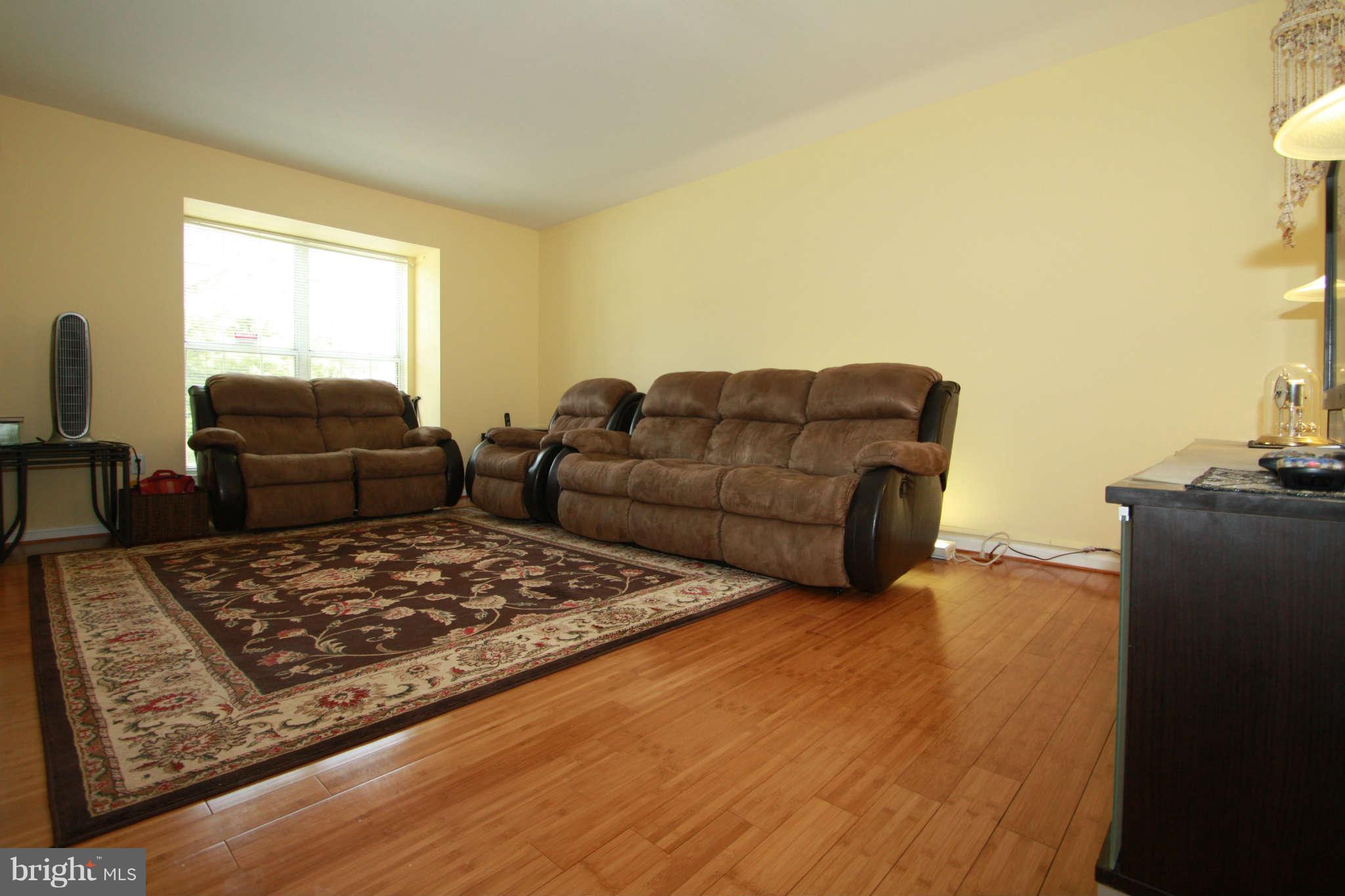 135 Gentlebrook Road Owings Mills, MD 21117 - Photo 4 of 27 Bamboo Hardwood Floors