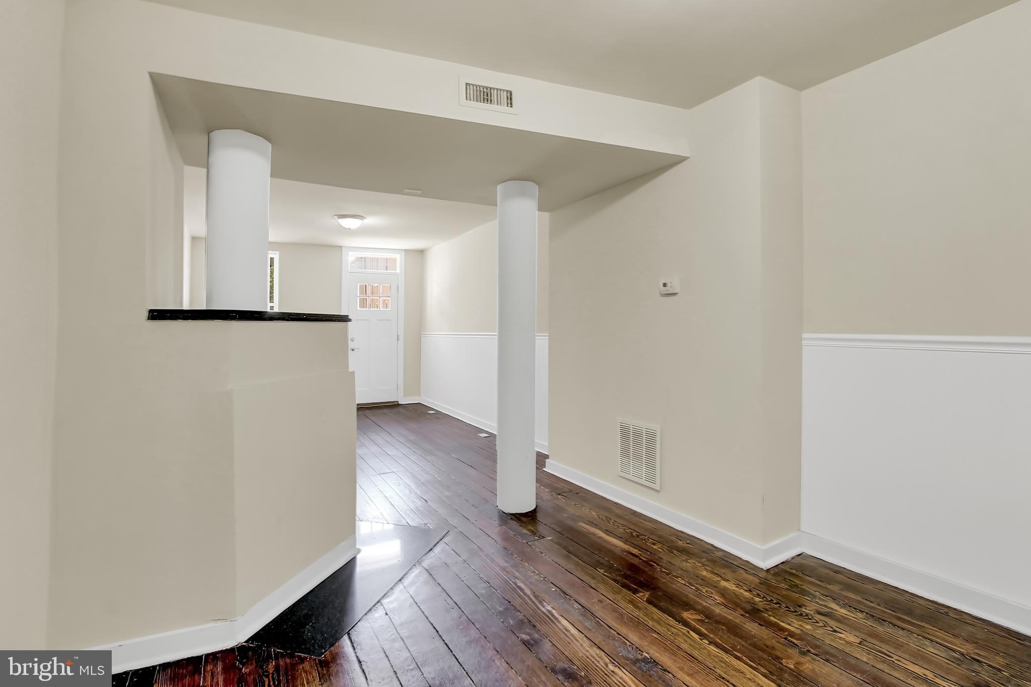 1260 Riverside Avenue Baltimore, MD 21230 - Photo 2 of 25