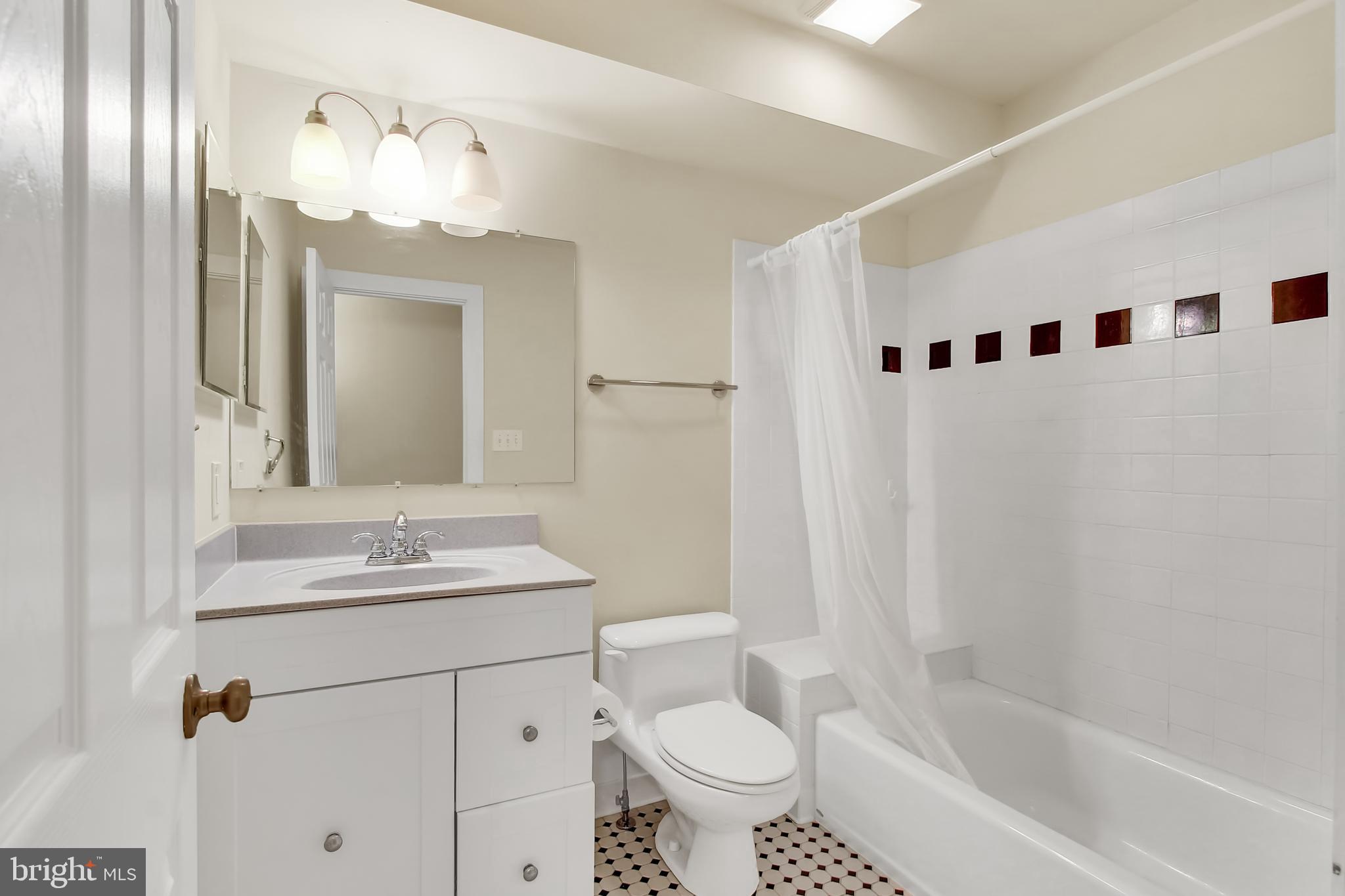 1260 Riverside Avenue Baltimore, MD 21230 - Photo 17 of 25