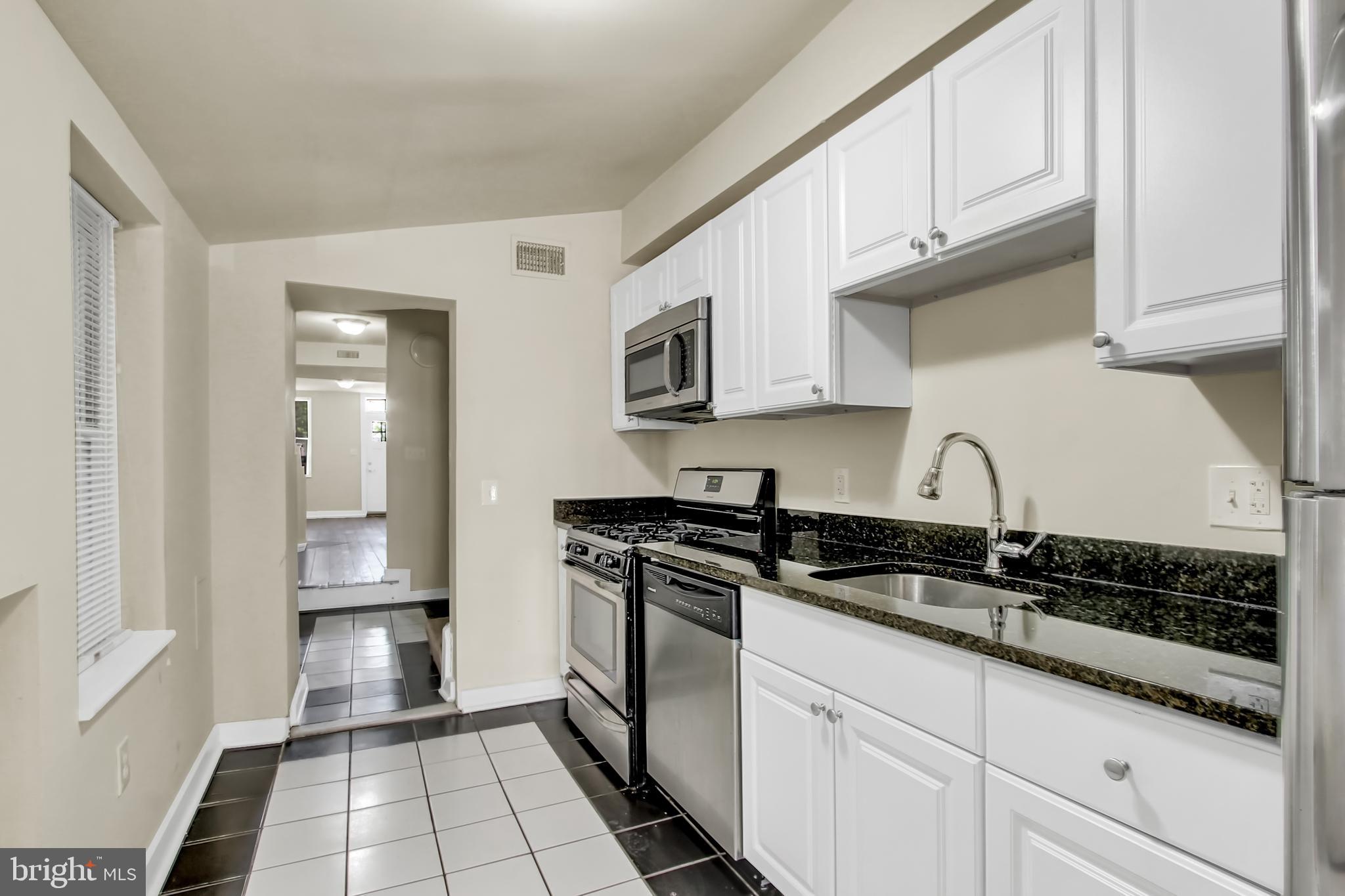 1260 Riverside Avenue Baltimore, MD 21230 - Photo 8 of 25