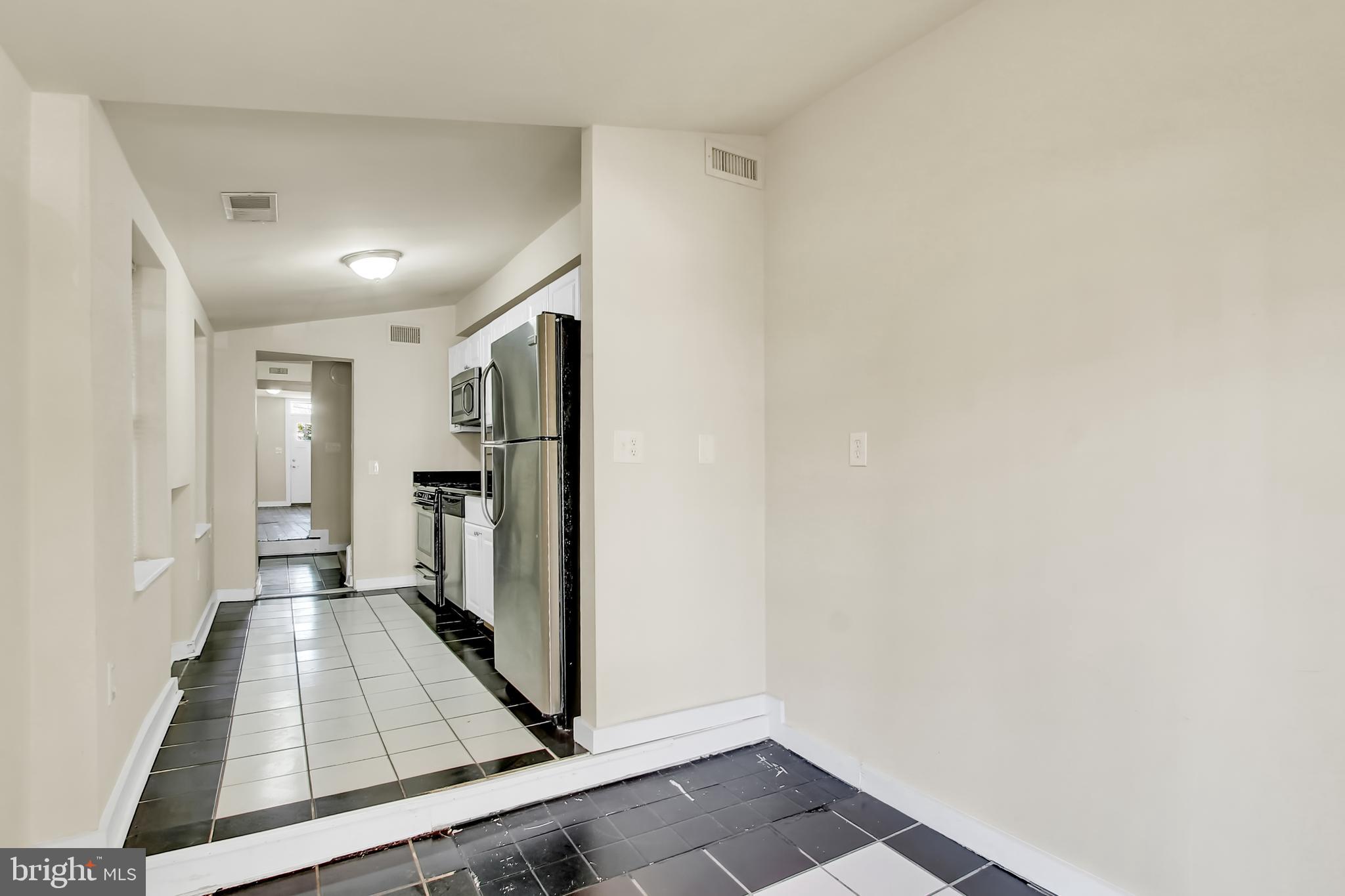 1260 Riverside Avenue Baltimore, MD 21230 - Photo 9 of 25