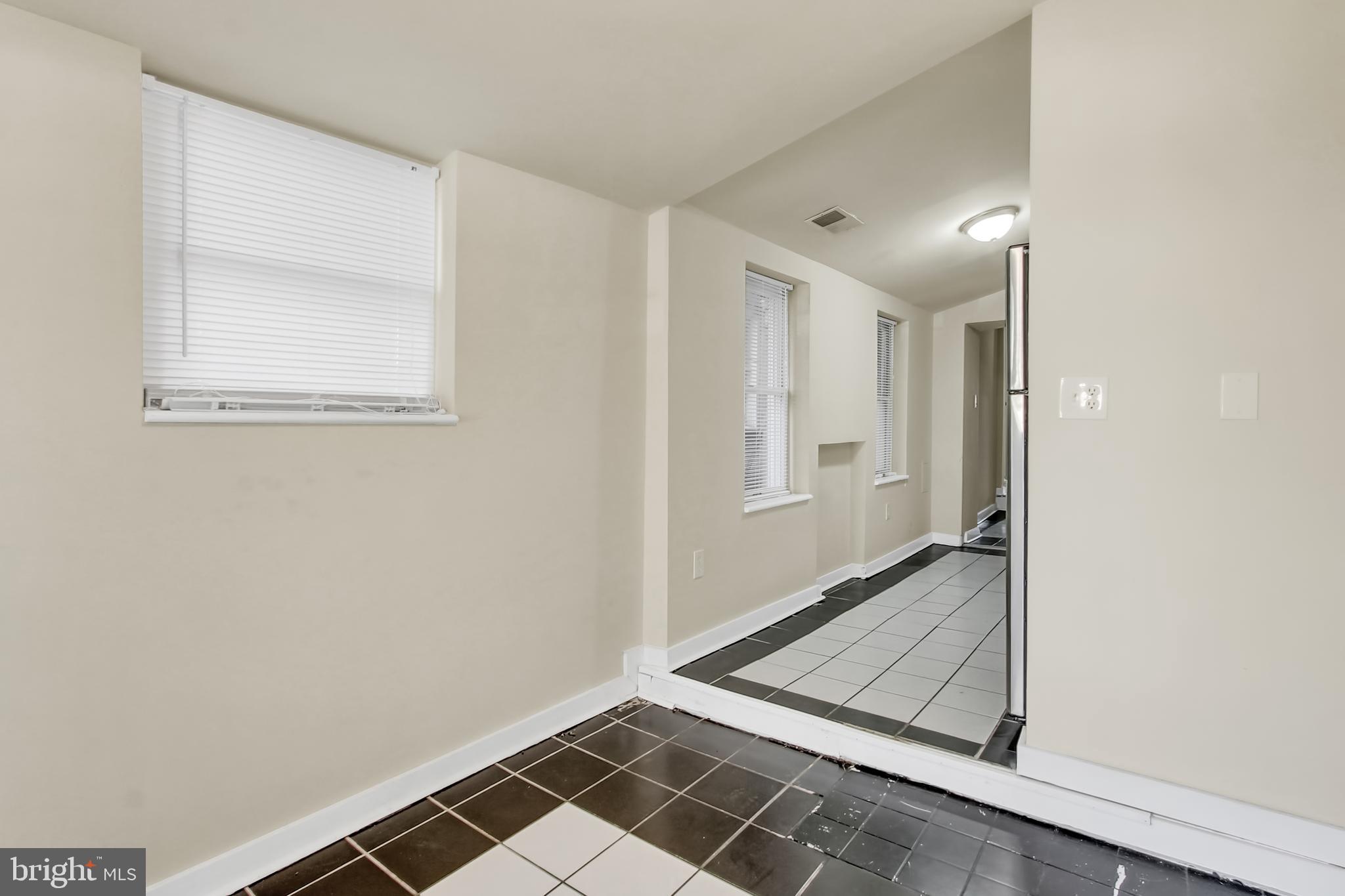 1260 Riverside Avenue Baltimore, MD 21230 - Photo 10 of 25