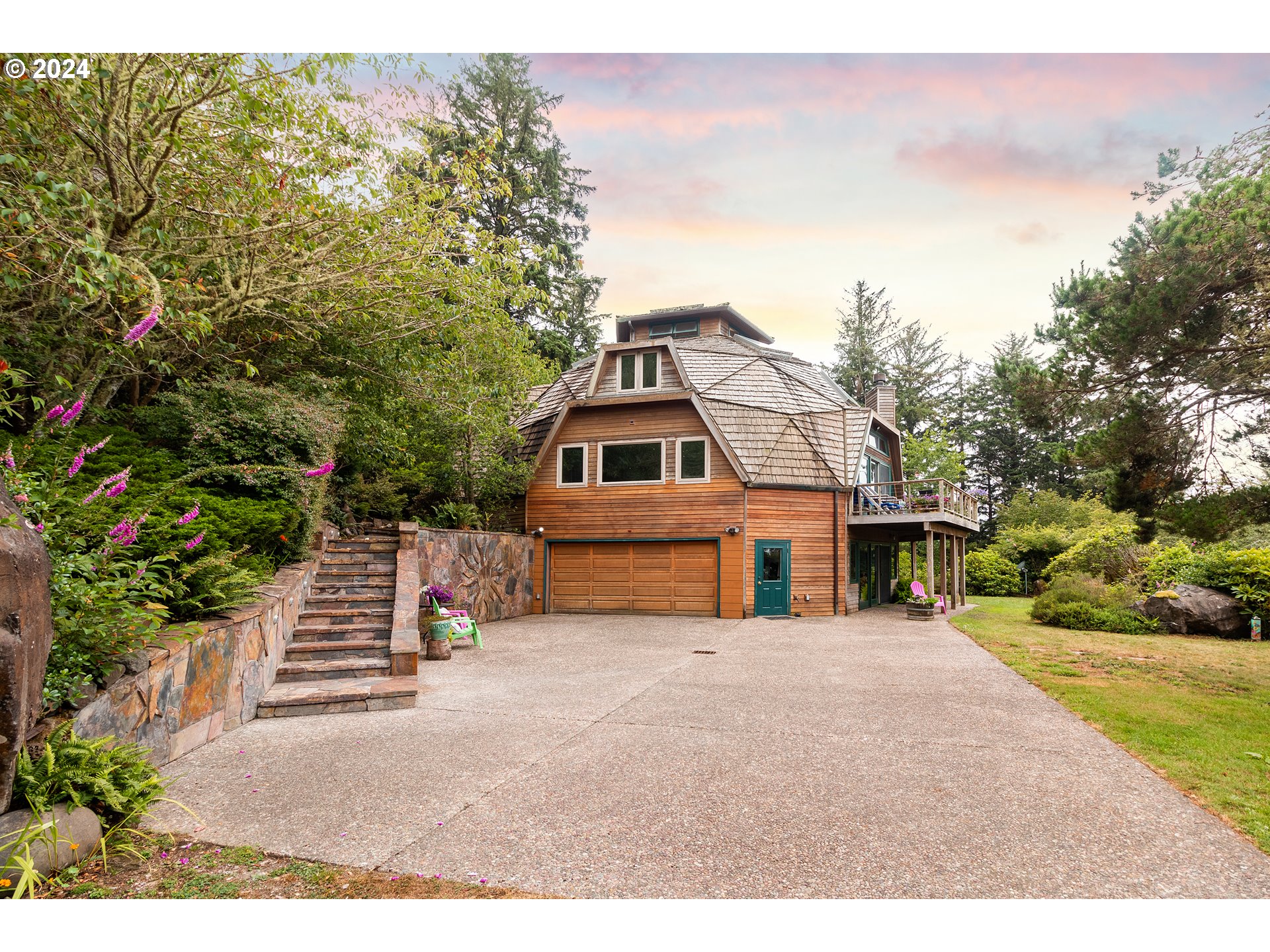 46615 Highway 101 Neskowin, OR 97149 - Photo 2 of 43