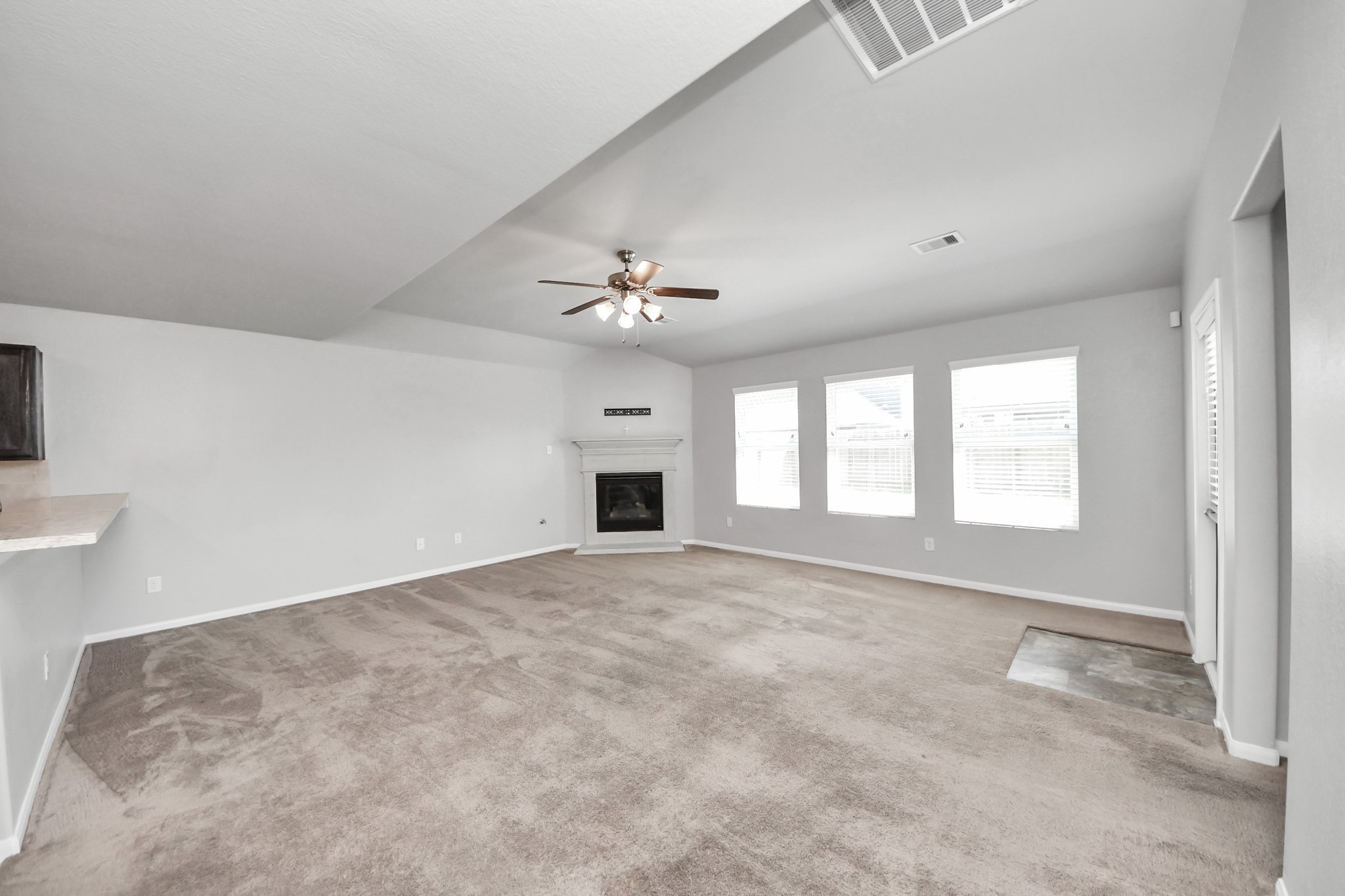 8815 Bison Mdw Trail Rosharon, TX 77583 - Photo 12 of 39