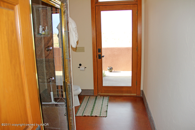 10200 Kukihalo Road Amarillo, TX 79124 - Photo 48 of 75 Bathroom