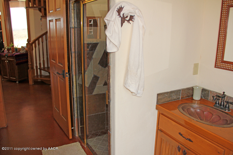 10200 Kukihalo Road Amarillo, TX 79124 - Photo 49 of 75 Bathroom 2