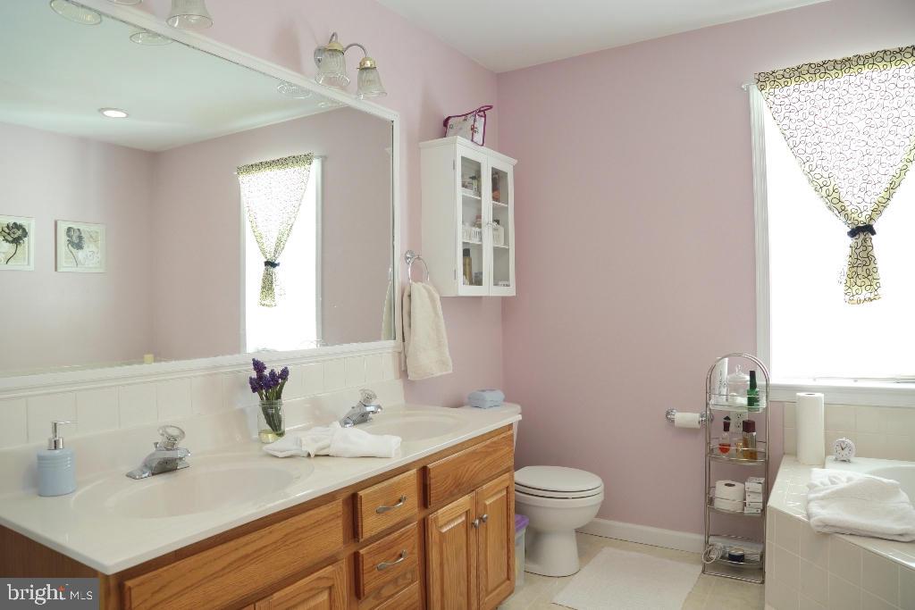 858 Sylvan Road Lancaster, PA 17601 - Photo 18 of 32 Gallery Image 18