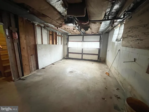 a view of a room with an empty space