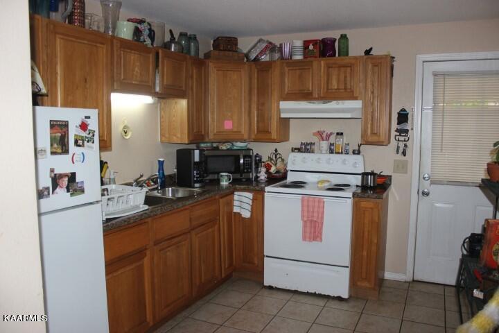 2182 Lakeview Road Lenoir City, TN 37772 - Photo 9 of 17 IMG_0979 (Small)