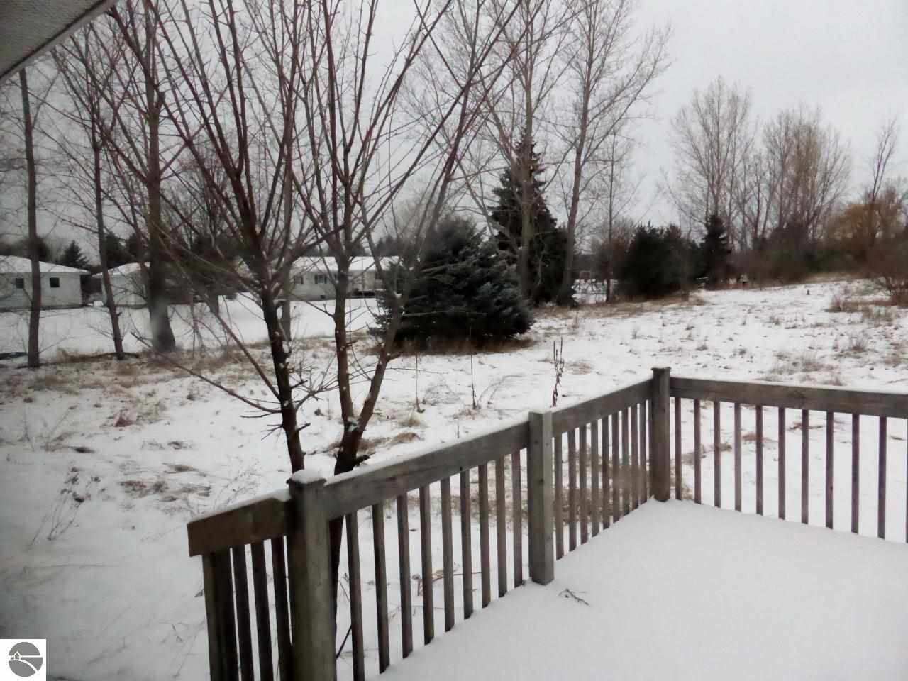 10037 East Fort Road Suttons Bay, MI 49682 - Photo 29 of 40 1793911-28.JPG