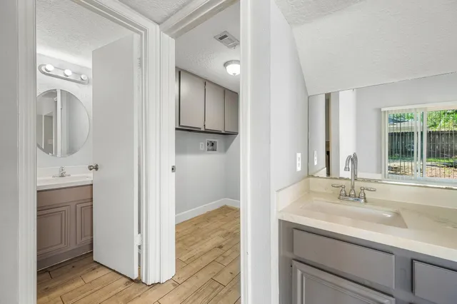 $2,100 | 11722 Plumpoint Drive, Houston, TX 77099