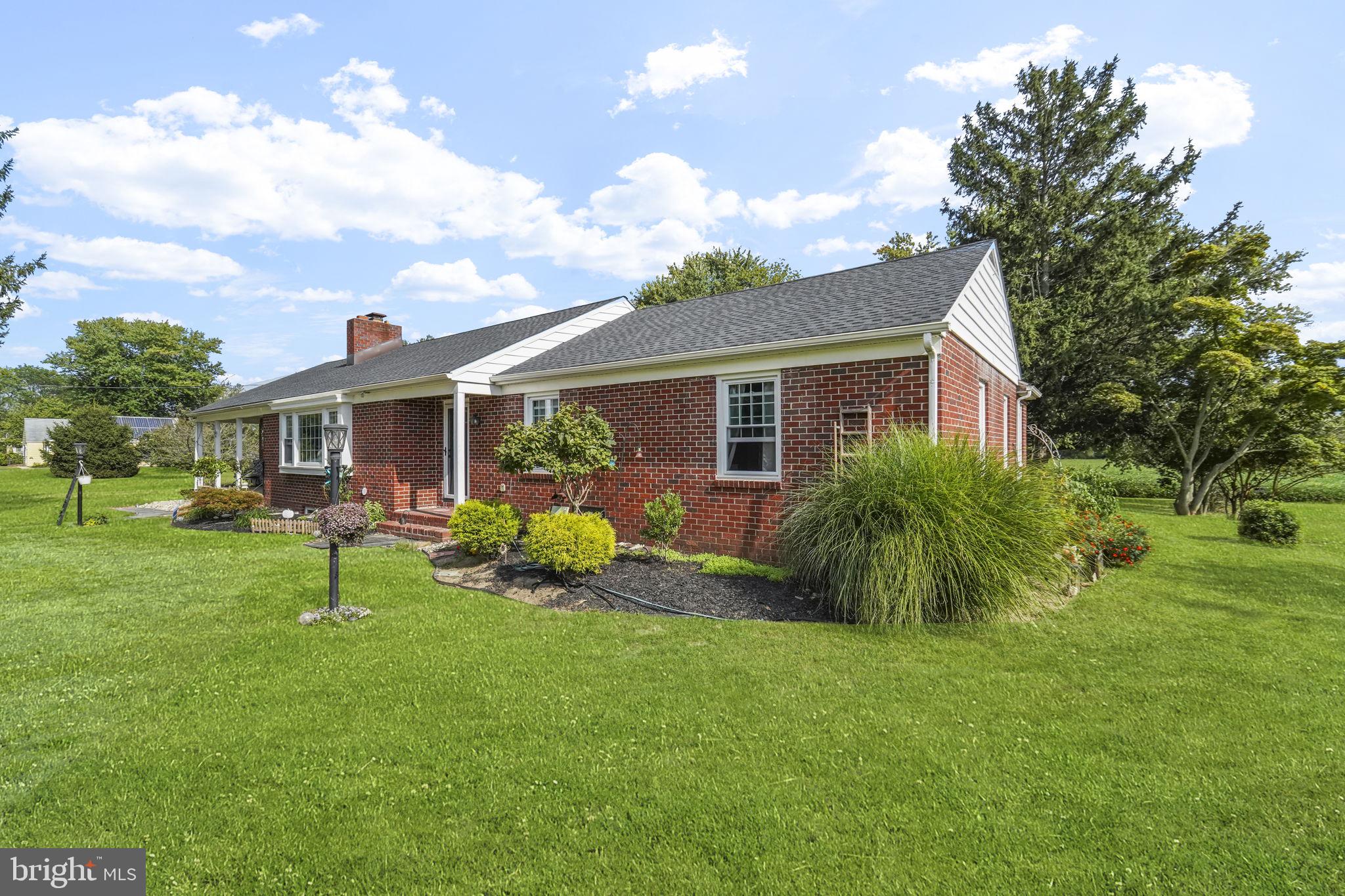 222 Highway 45 Mannington, NJ 08079 - Photo 3 of 45